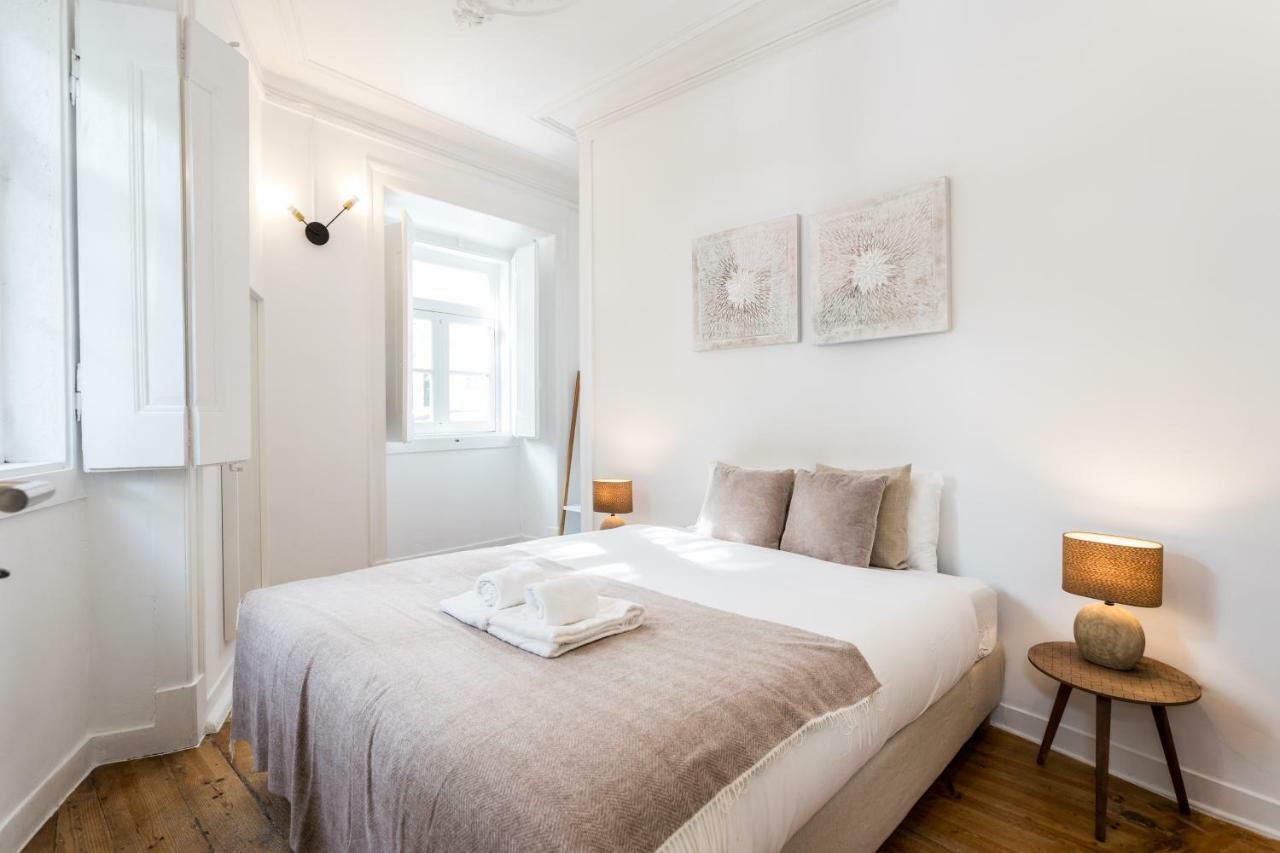 Alfama Tale Four-Bedroom Apartment W/ River View - By Lu Holidays Lisboa Exteriér fotografie