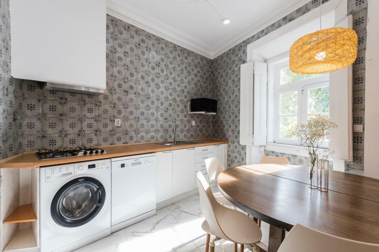 Alfama Tale Four-Bedroom Apartment W/ River View - By Lu Holidays Lisboa Exteriér fotografie